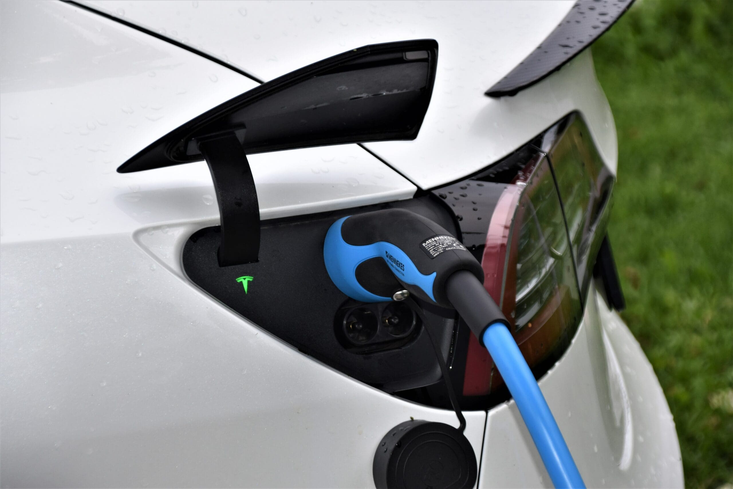 Federal and Florida Electric Vehicle Tax Credits Guide Templeton